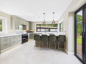 Kitchen- click for photo gallery
